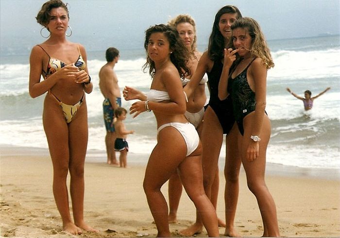 Chilean Beach Life In The 1980s (20 pics)