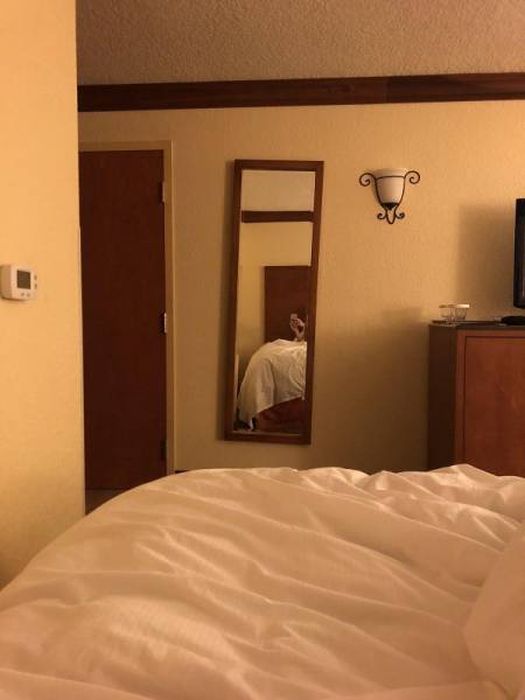 It's So Wrong (22 pics)