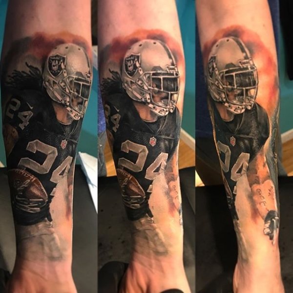 NFL Tattoos (24 pics)