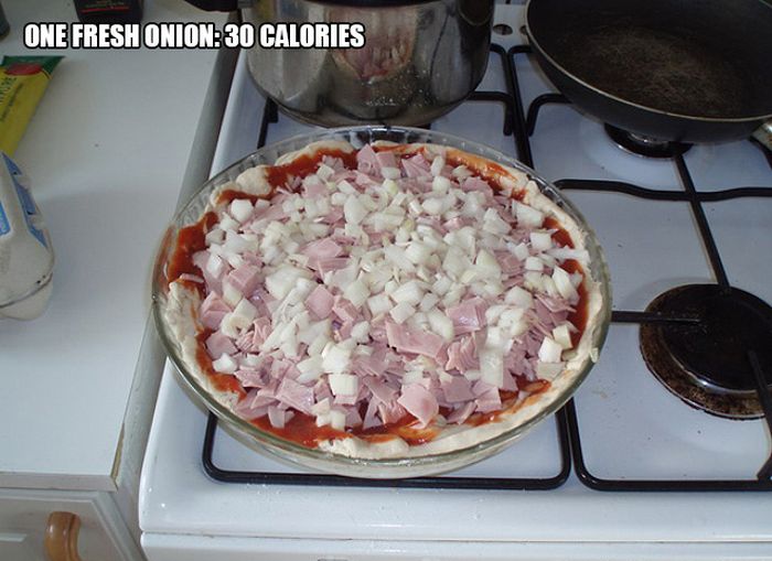 This Pizza Has 8,789 Calories (14 pics)