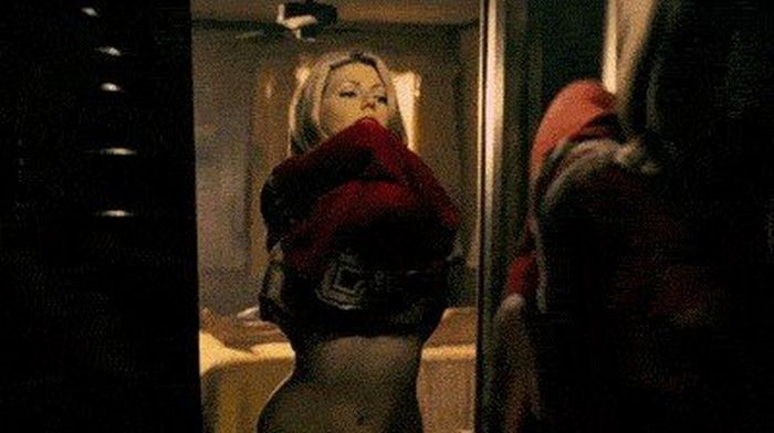 Hot GIFs (14 gifs)