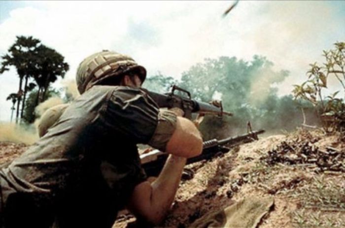 Photos OF Vietnam War In Color (42 pics)