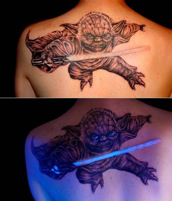 Epic Tattoo Transformations Under A Black Light (14 pics)