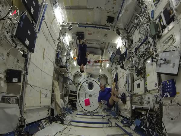 ISS Crew Held The First Badminton Tournament in Space