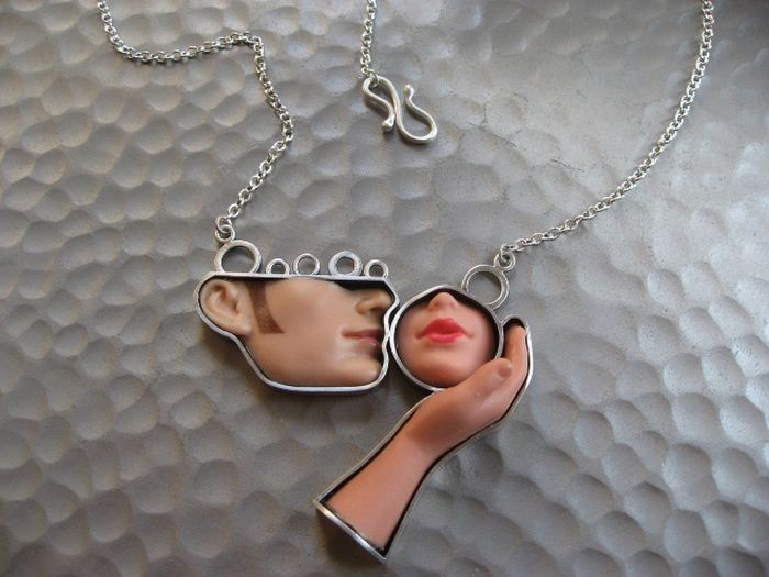 Jewelry Made From Barbie Doll Parts (19 pics)