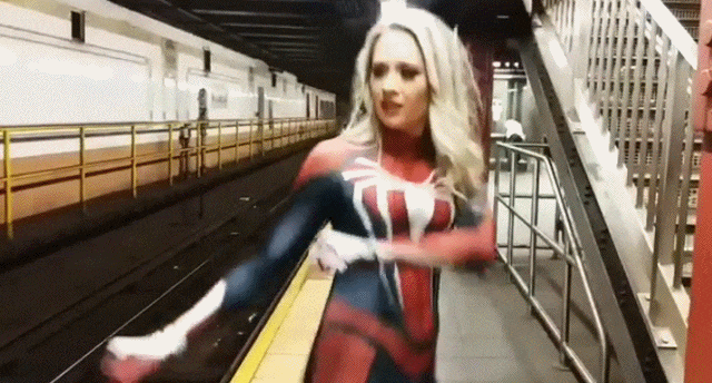 Acid Gifdump, February 09, 2018 (25 gifs)
