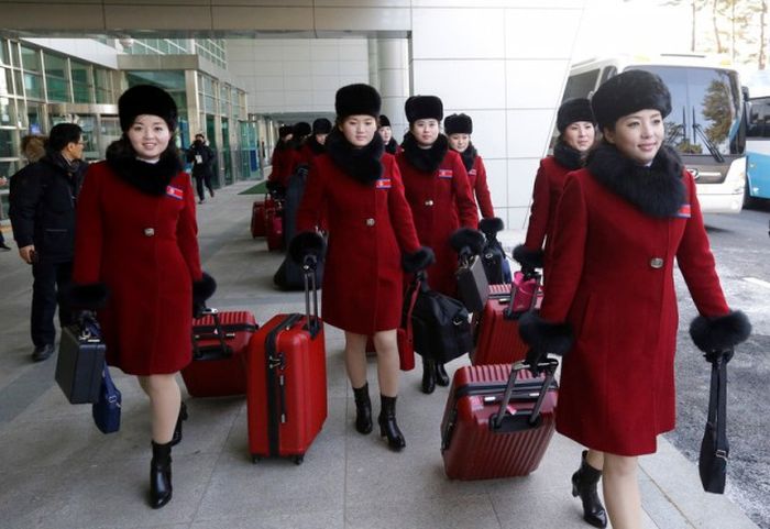 Fans From North Korea Came To The Olympics In South Korea (7 pics)