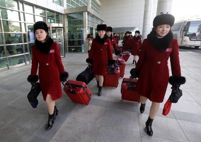 Fans From North Korea Came To The Olympics In South Korea (7 pics)
