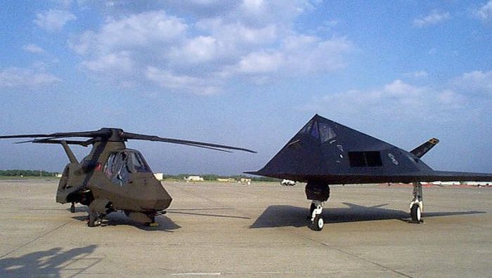 Un-Opened Lockbox Reveals Secret Stealth Helicopter Files (18 pics)