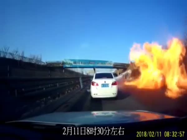 Gas Spill Sparks Highway Inferno On A Chinese Highway