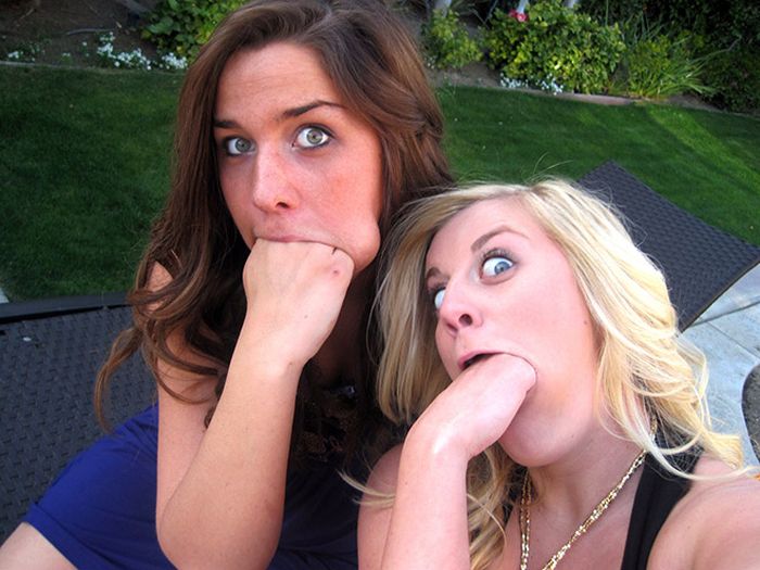 People Trying To Fit Their Fists Into Their Own Mouths (20 pics)