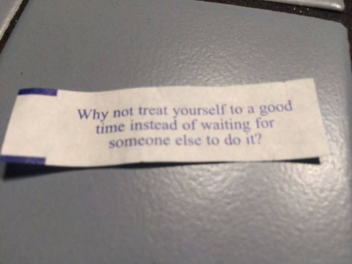 Strange And Funny Fortune Cookie Messages (40 pics)