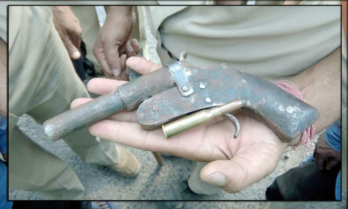 Homemade Weapons (27 pics)