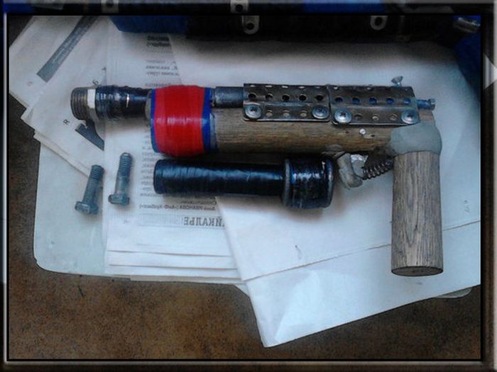 Homemade Weapons (27 pics)