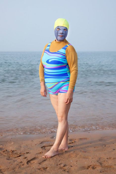 Chinese Use These Swimsuits To Keep Their Skin White (15 pics)