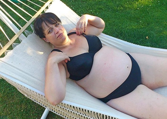 This Mother Lost A Lot Of Weight After Pregnancy (5 pics)
