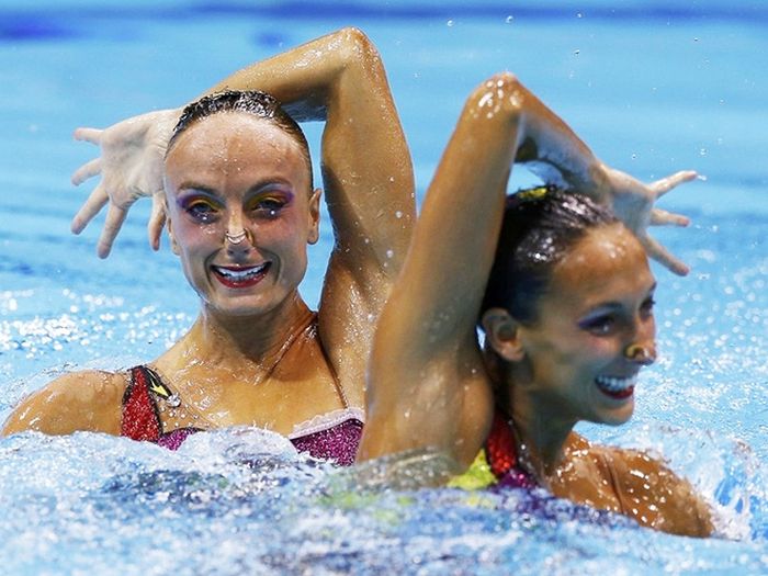 The Faces of Olympic Synchronised Swimming (14 pics) Olympic Synchronized S...