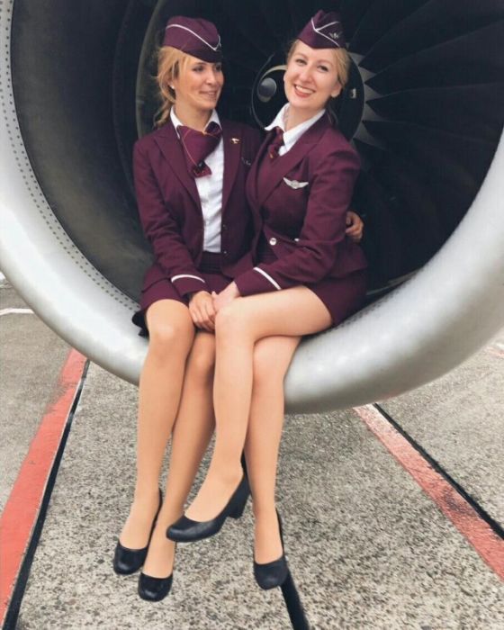 Pretty Flight Attendants (34 pics) .