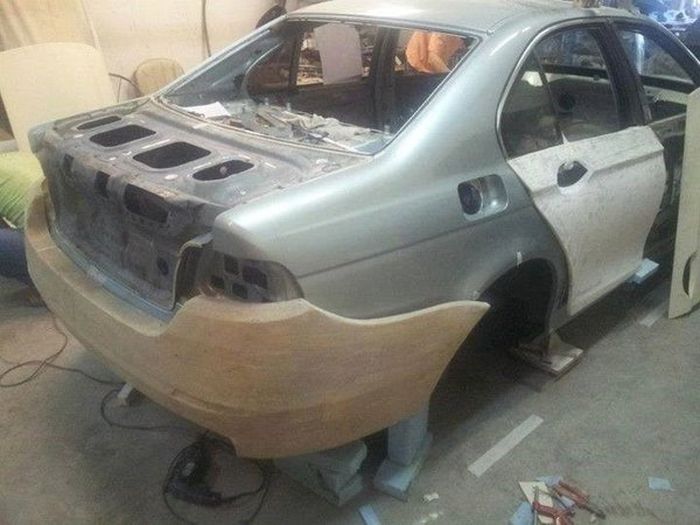 From BMW E39 Into BMW F10 (12 pics)