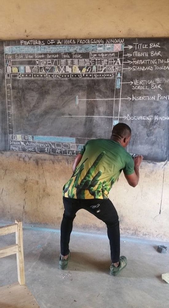 A Teacher Explains Windows OS In An African Village With No PCs (3 pics)