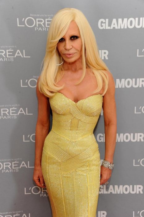 The Evolution Of Donatella Versace (23 pics)
