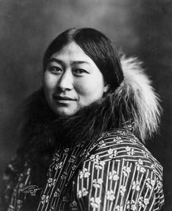 How The Eskimos Of Alaska Lived During The Time Of The Gold Rush (35 pics)