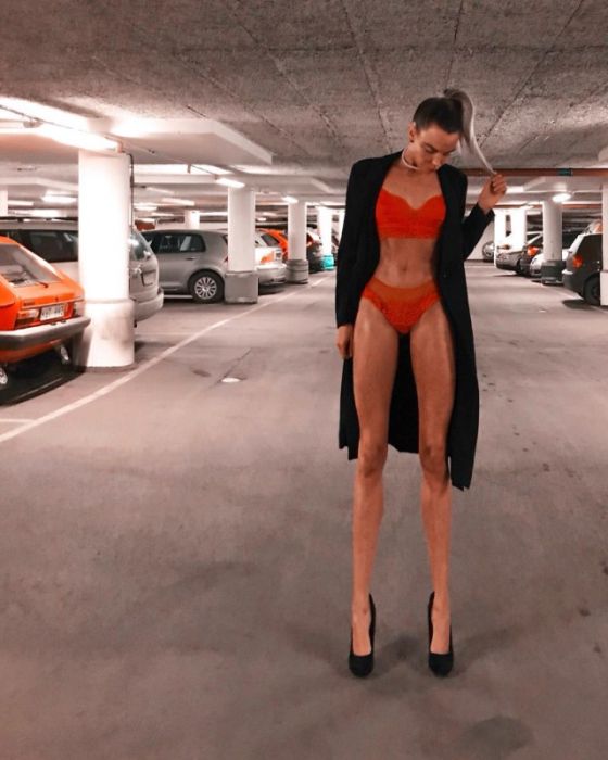 This Model From Sweden Has Very Very Very Long Legs (17 pics)