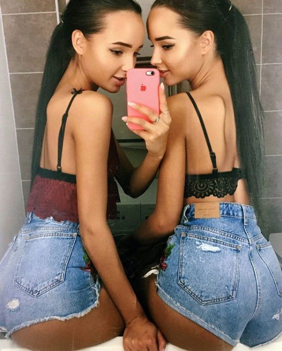 Hot Twins Adelya and Alina (26 pics)