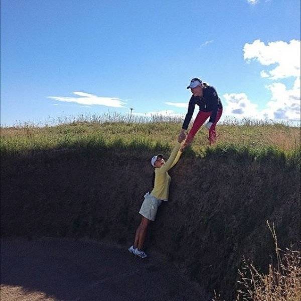 Funny And Interesting Pictures About Playing Golf (44 pics)