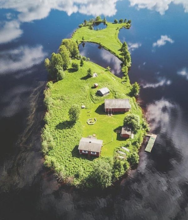 Four Seasons At The Island of Kotisaari, Finland (4 pics)