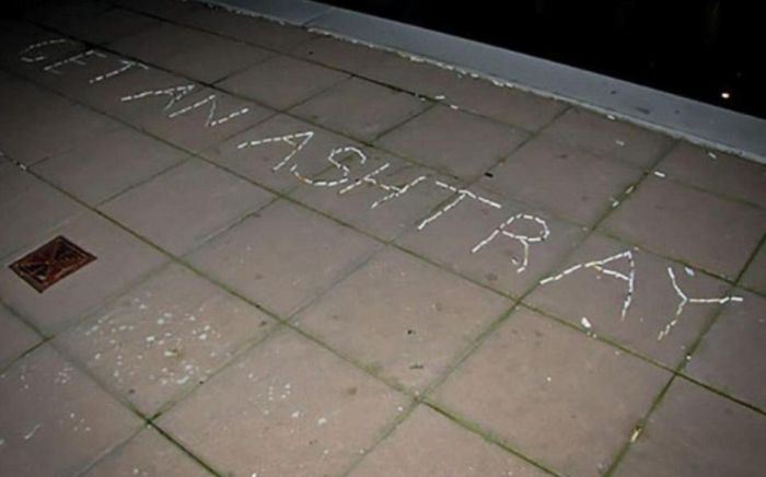 Passive-Aggressive Disputes By Neighbors (17 pics)