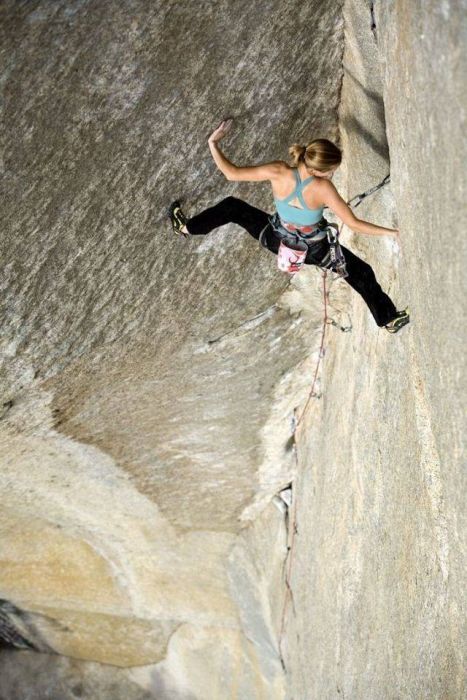 No Height Can Stop These Girls (42 pics)