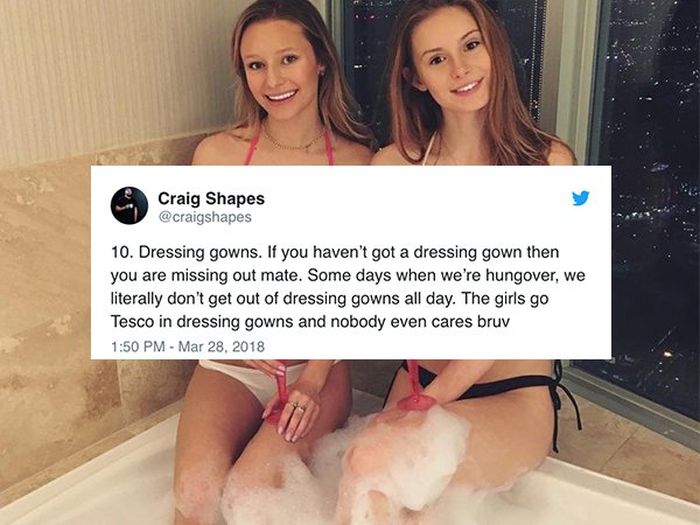 Guy Who Lives With Two Girls Shares The Story (18 pics)