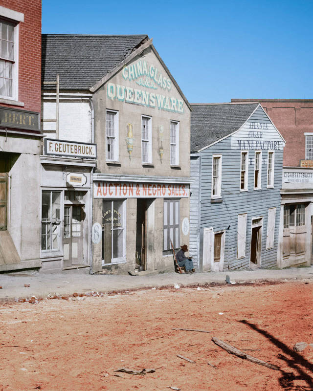 Color Photos From The Past (28 pics)