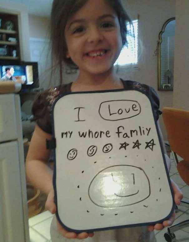 Kids Doing Strange Things (34 pics)