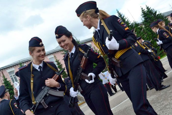 Cute Russian Police Girls (25 pics)