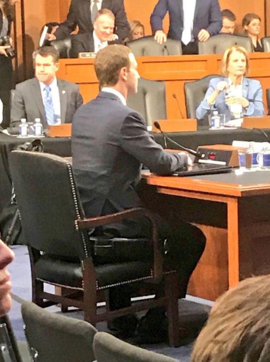Mark Zuckerberg In The Senate (4 pics)