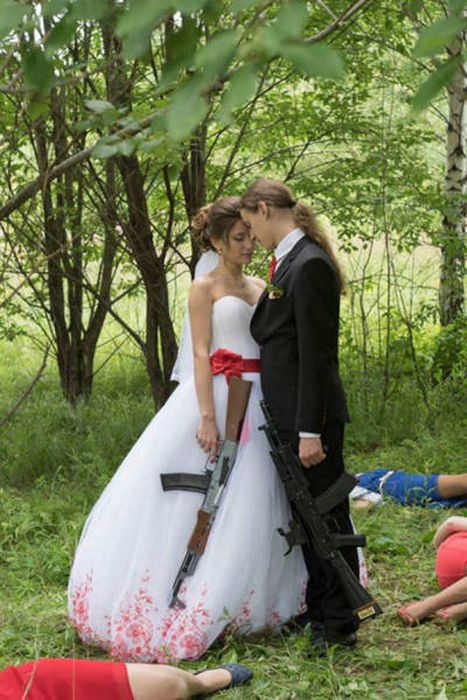 Weird Russian Wedding Photos (49 pics)