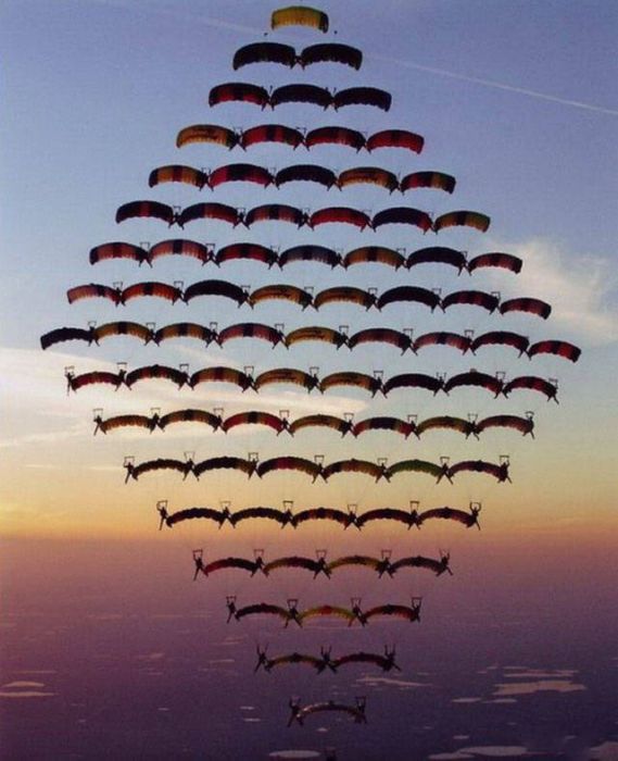 Funny Skydivers (49 pics)