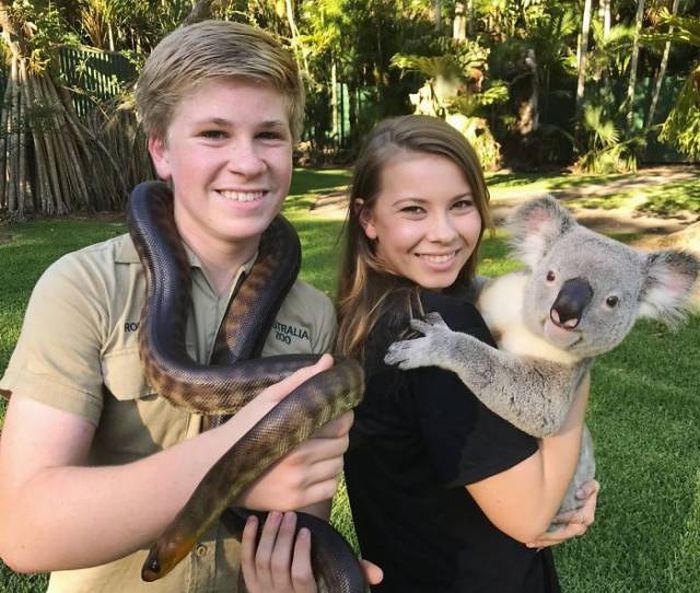 Steve Irwin's Daughter Is Going In Her Father's Footsteps (23 pics)
