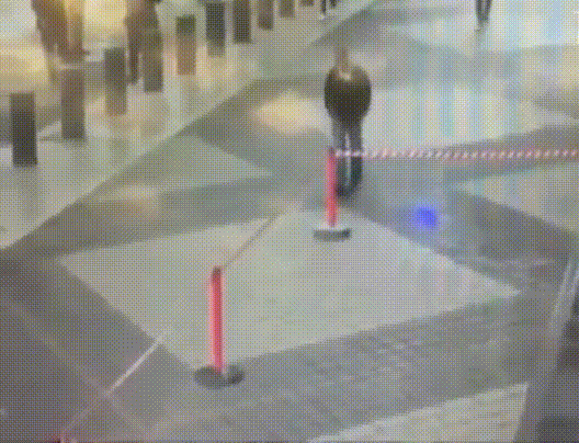 People Lose Against Objects (13 gifs)