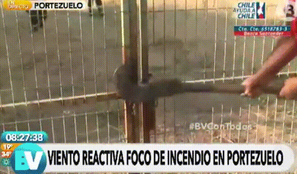 People Lose Against Objects (13 gifs)