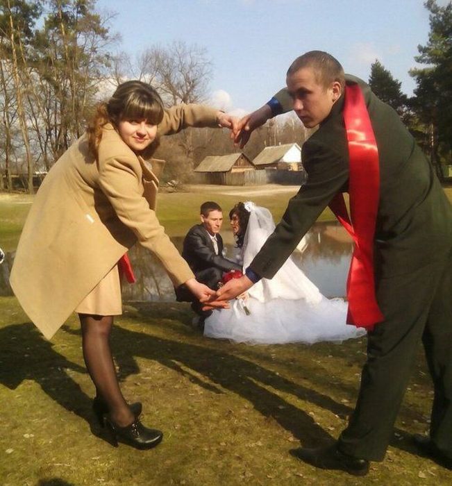 Russian Weddings Are Different (37 pics)