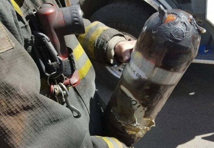 It's Dangerous To Be A Firefighter (13 pics)