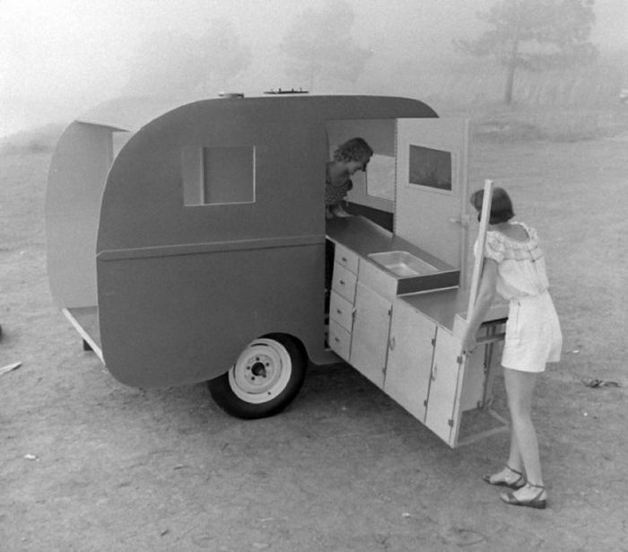 House On Wheels From The Past (28 pics)