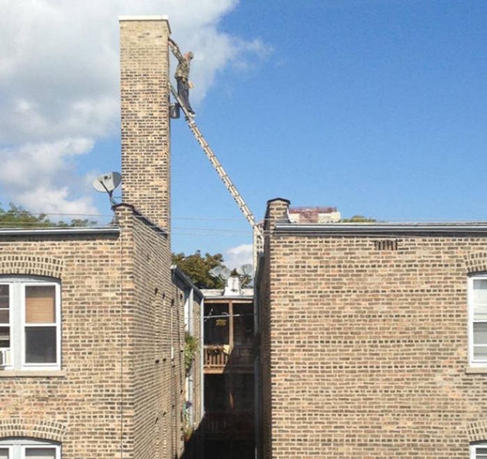 These Men Love To Live Dangerously (40 pics)