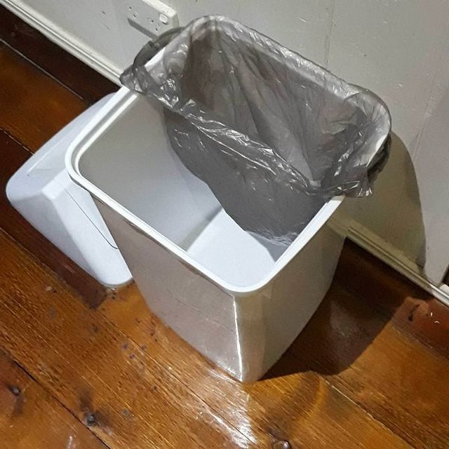 We All Hate It (24 pics)