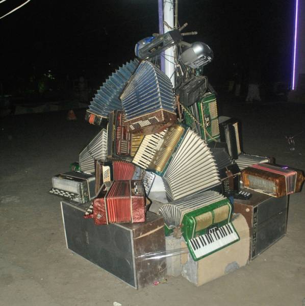 Acid Picdump (90 pics)