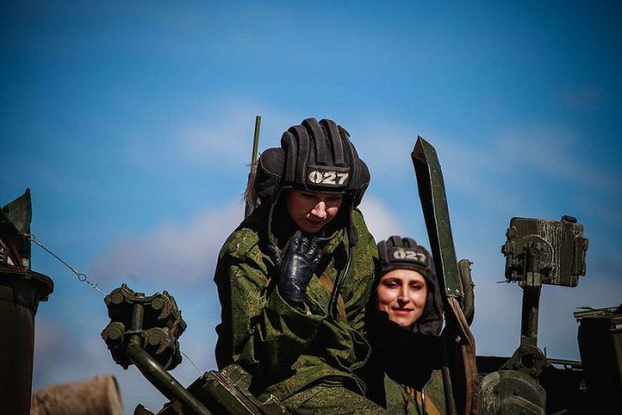 Russian Military Girls (38 pics)