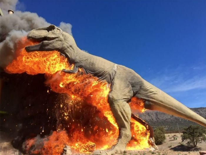 A Life-Size Animatronic T-Rex Burst Into Flames (6 pics)